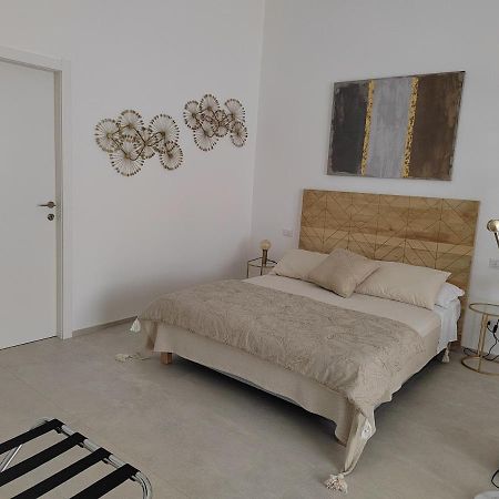 Dimore Gilas - Suite Golden Monopoli Exterior foto